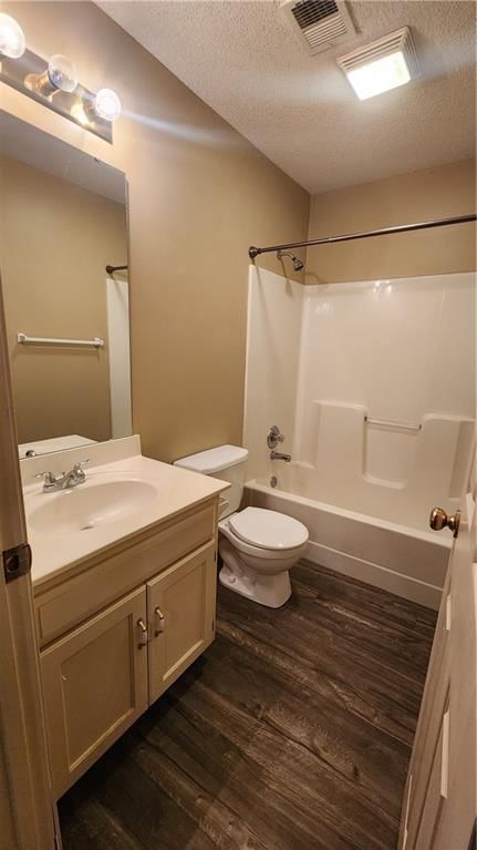 629/631 NE Swann Circle — photo 25