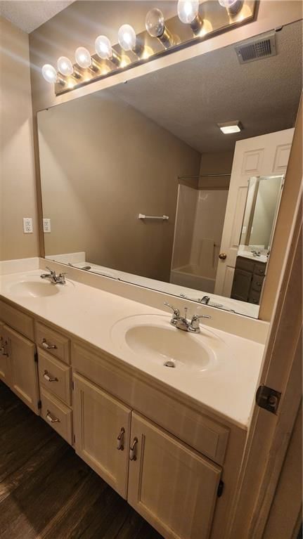 629/631 NE Swann Circle — photo 29