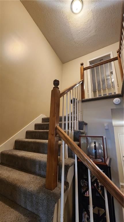 629/631 NE Swann Circle — photo 50