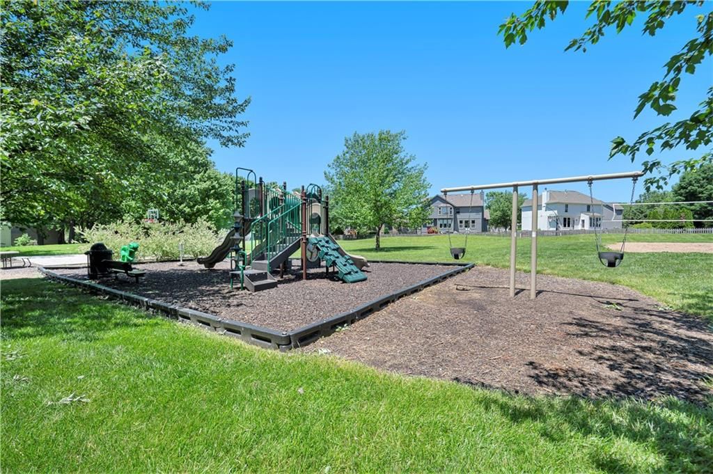 11702 W 132ND Terrace — photo 38