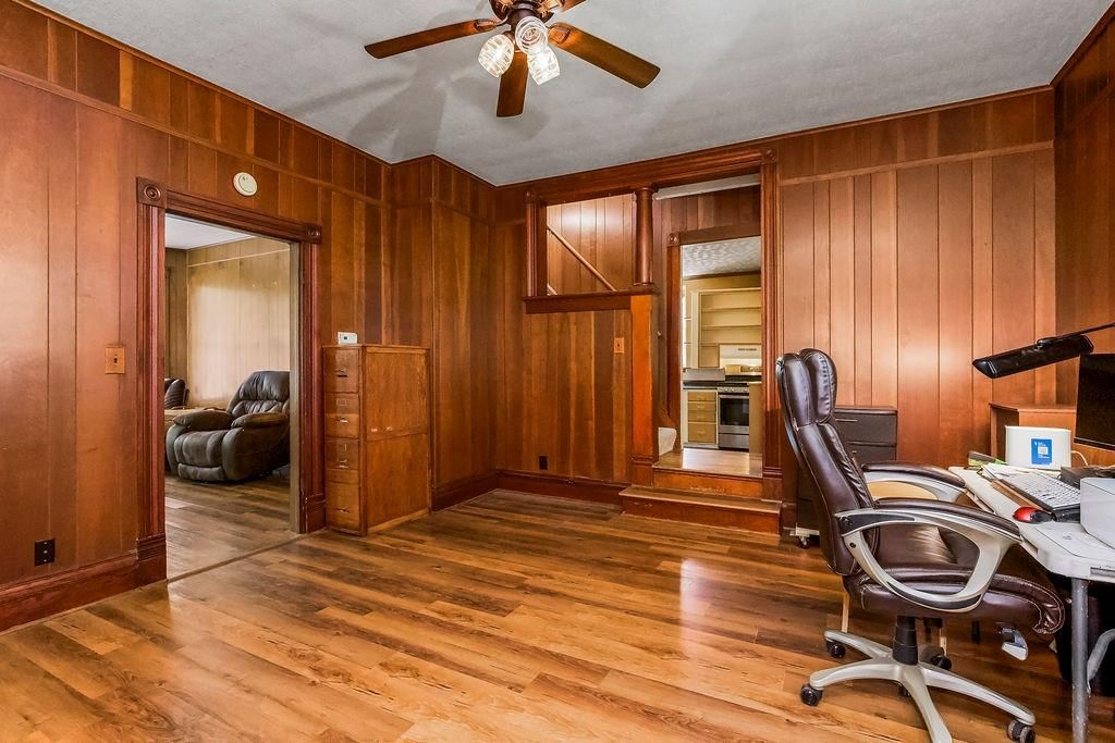 2312 Maple Avenue — photo 11