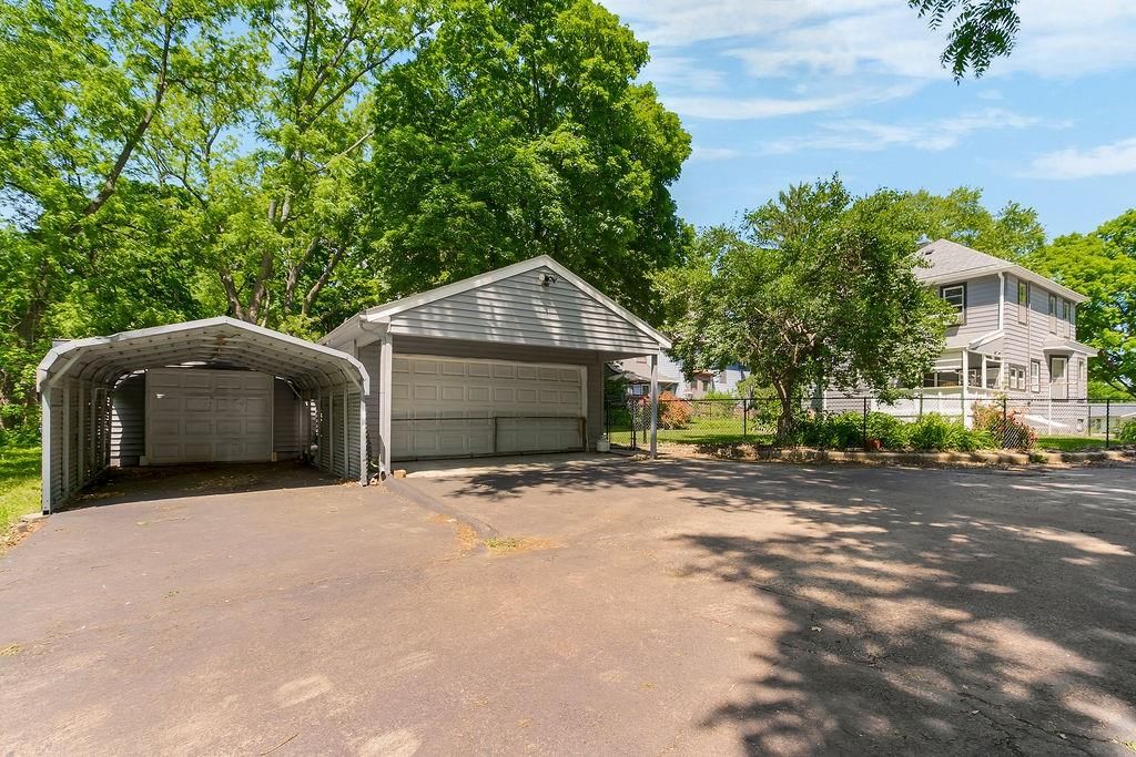 2312 Maple Avenue — photo 4