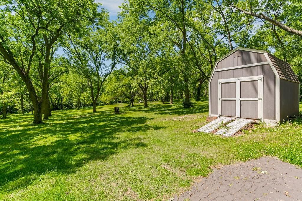 2312 Maple Avenue — photo 5