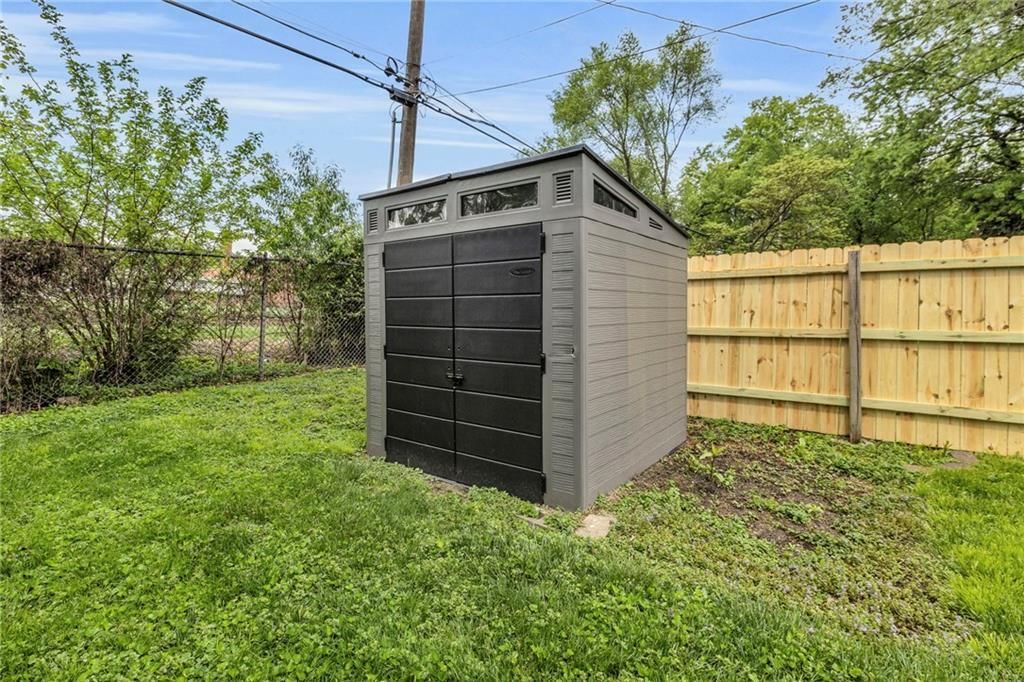 4920 CANTERBURY Street — photo 28