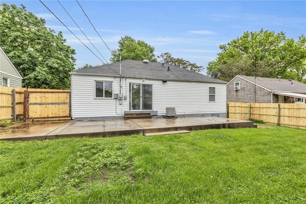 4920 CANTERBURY Street — photo 29
