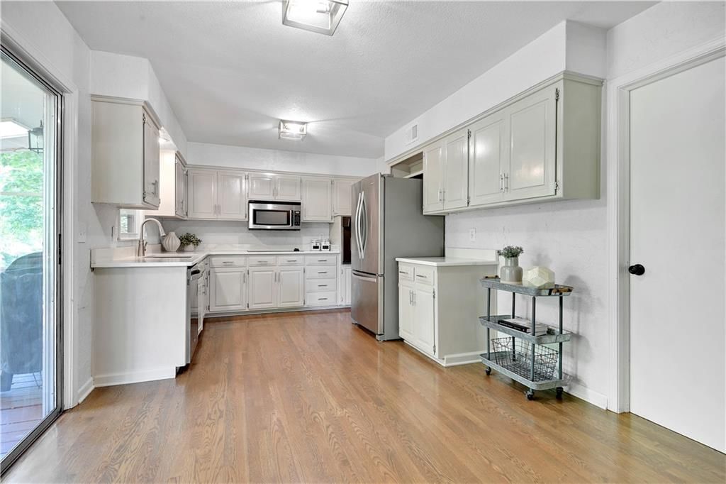 18608 W 66th Place — photo 8