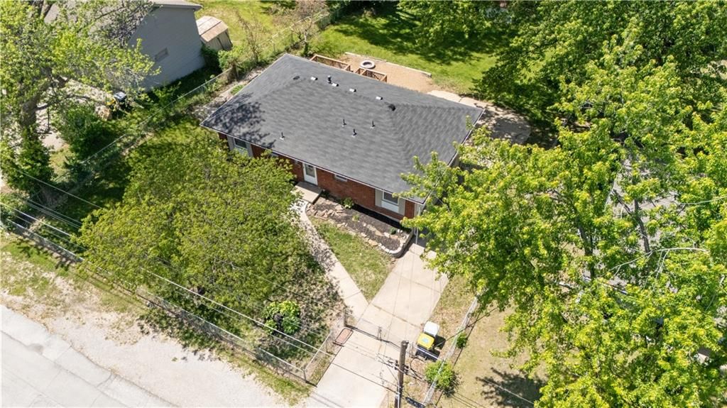 5414 NE Meadowbrook Road — photo 37