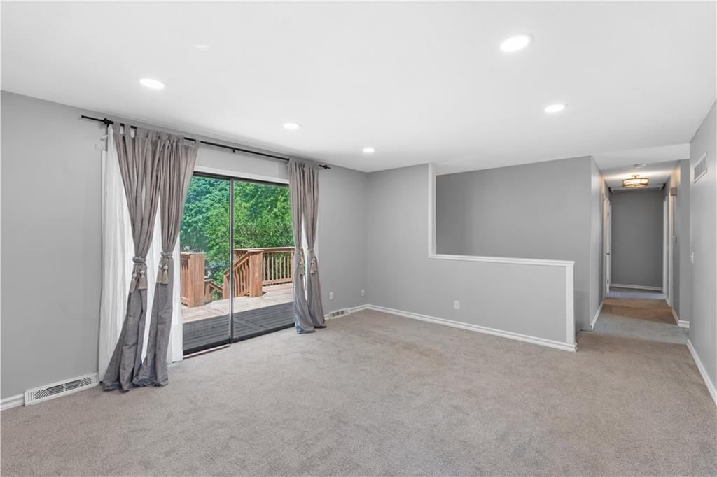 5414 NE Meadowbrook Road — photo 10
