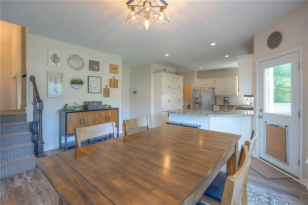 7355 N Shannon Avenue — photo 14