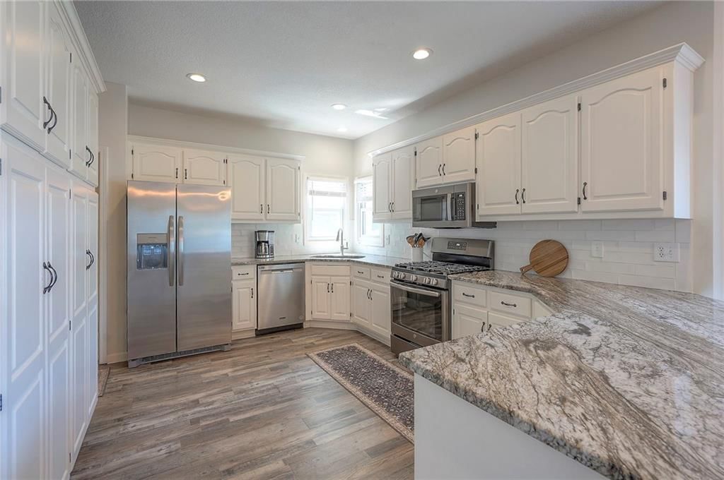 7355 N Shannon Avenue — photo 17