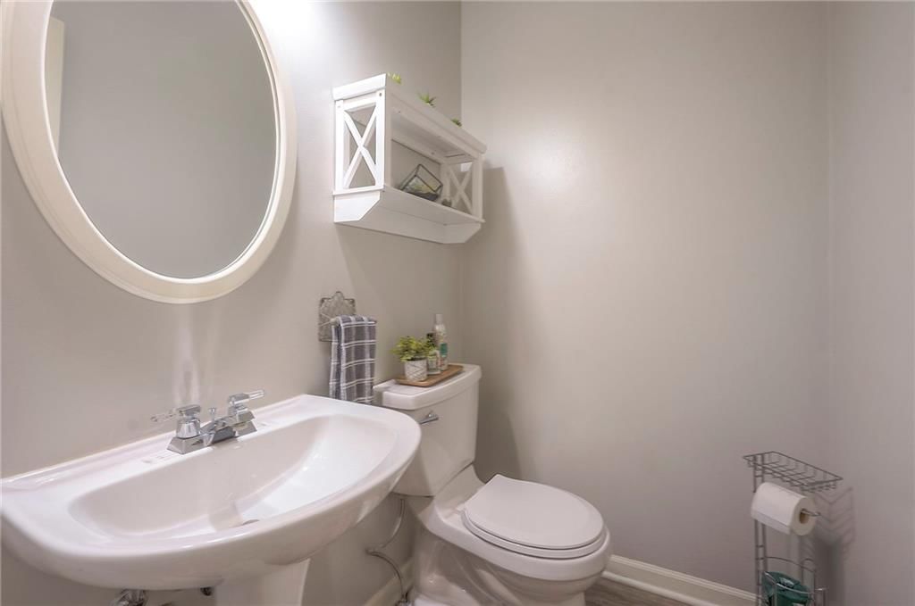 7355 N Shannon Avenue — photo 21