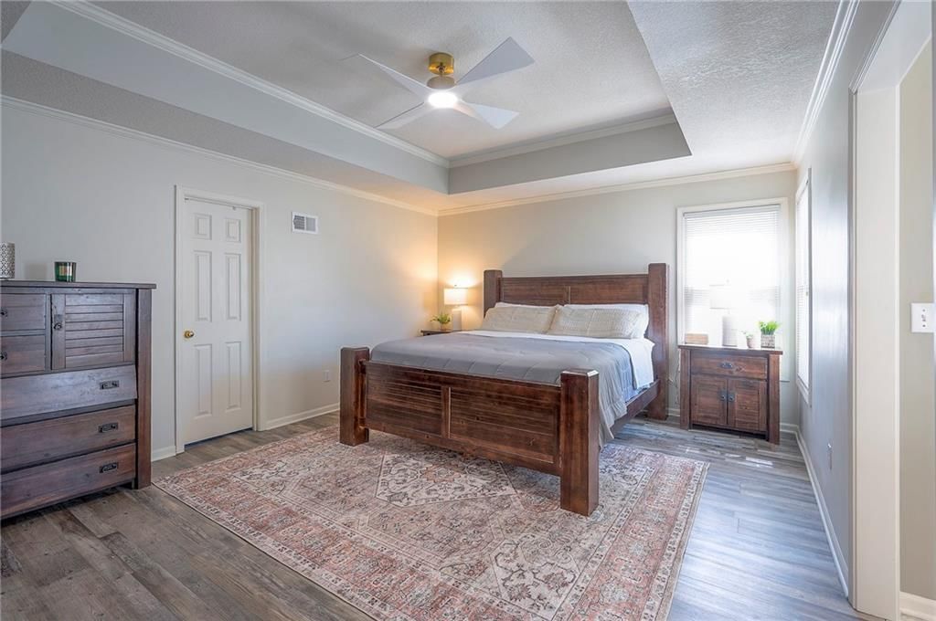 7355 N Shannon Avenue — photo 29
