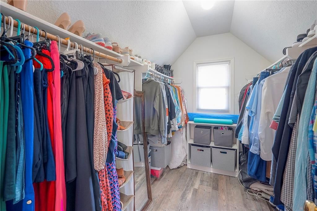 7355 N Shannon Avenue — photo 31