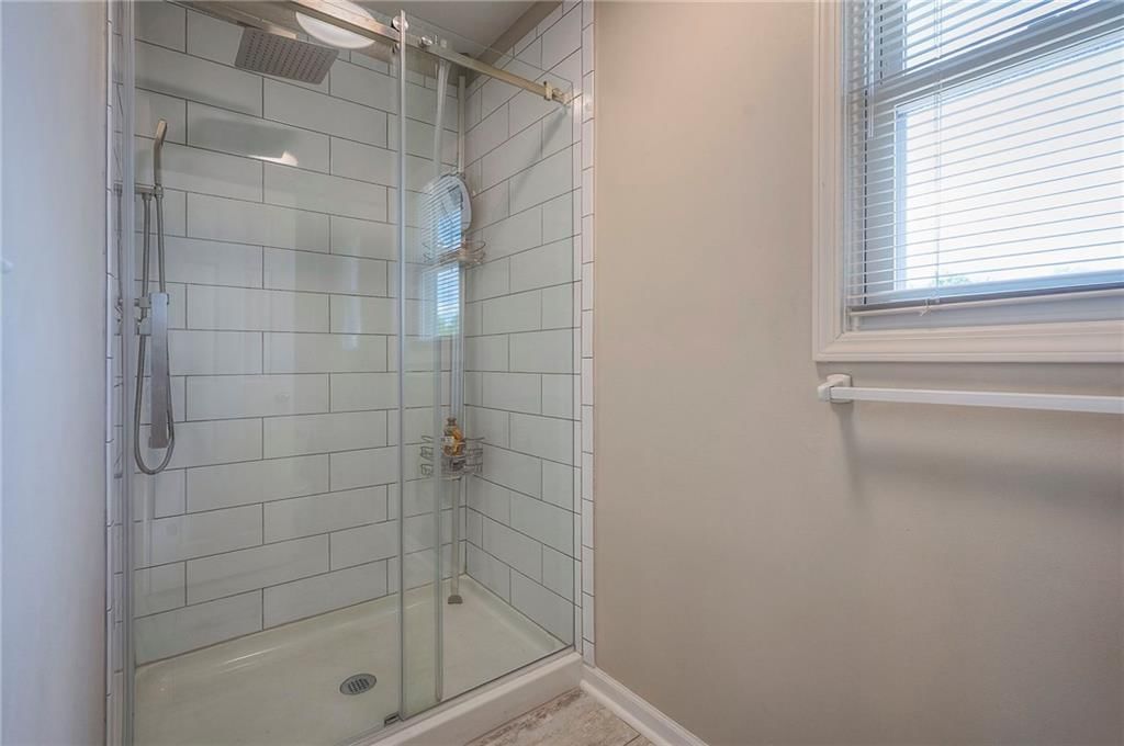 7355 N Shannon Avenue — photo 34