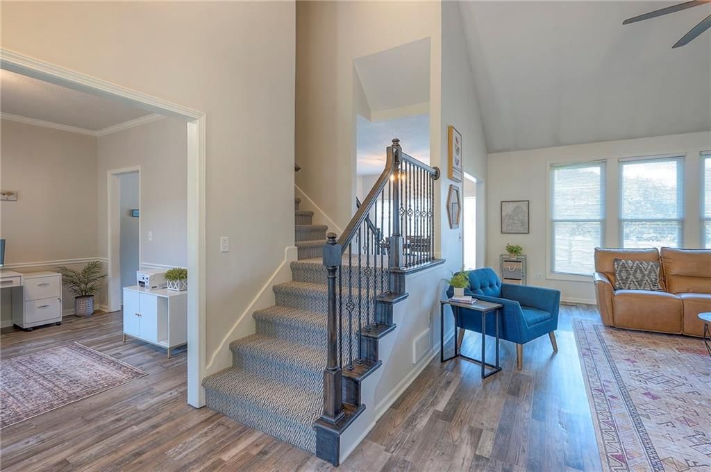 7355 N Shannon Avenue — photo 5