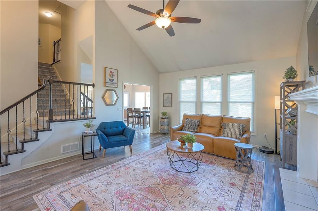 7355 N Shannon Avenue — photo 7