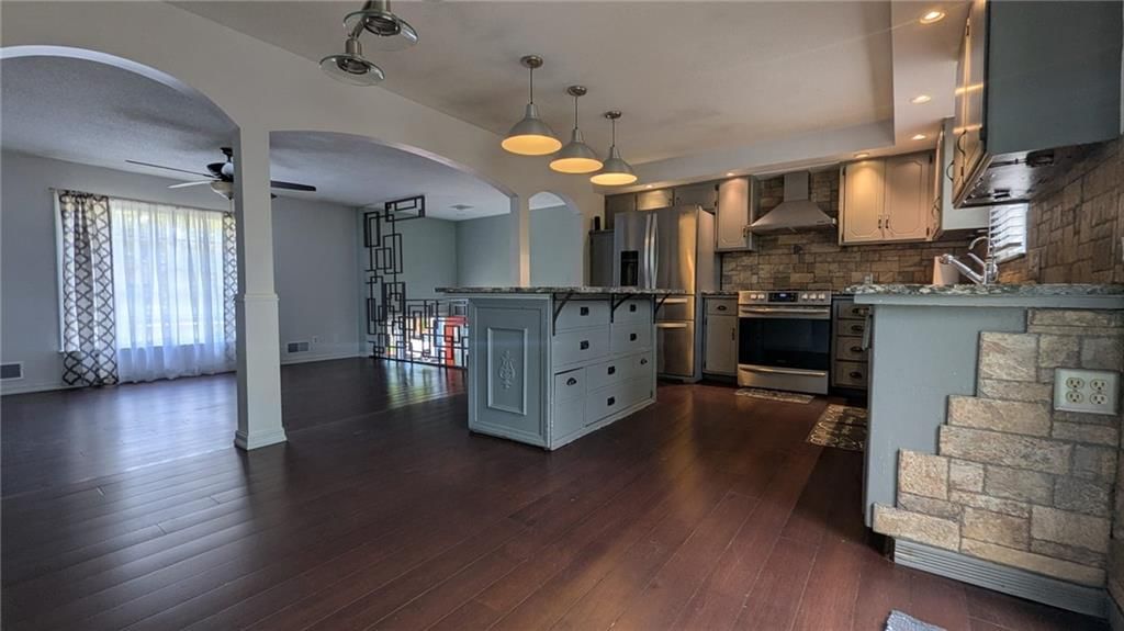 537 N Stevenson Street — photo 19