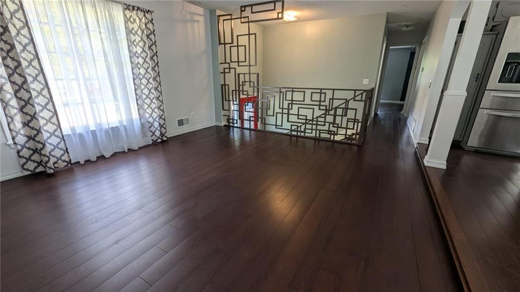 537 N Stevenson Street — photo 26