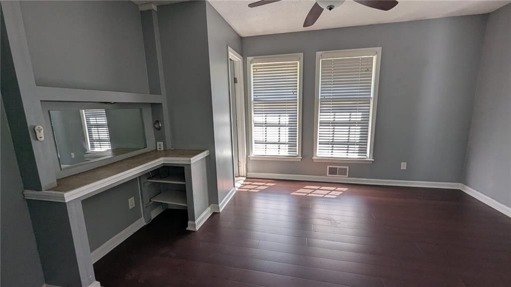 537 N Stevenson Street — photo 31