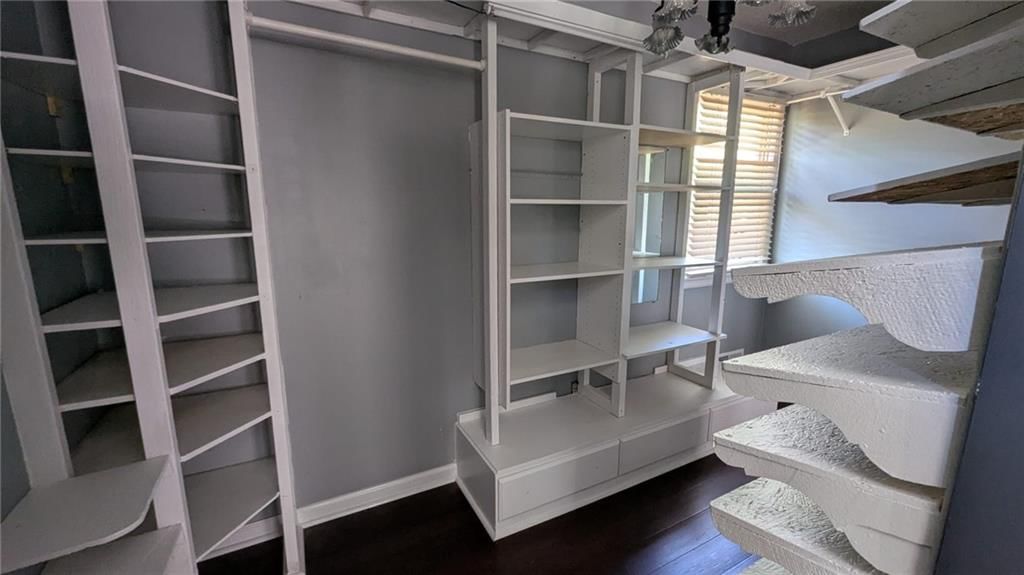 537 N Stevenson Street — photo 34