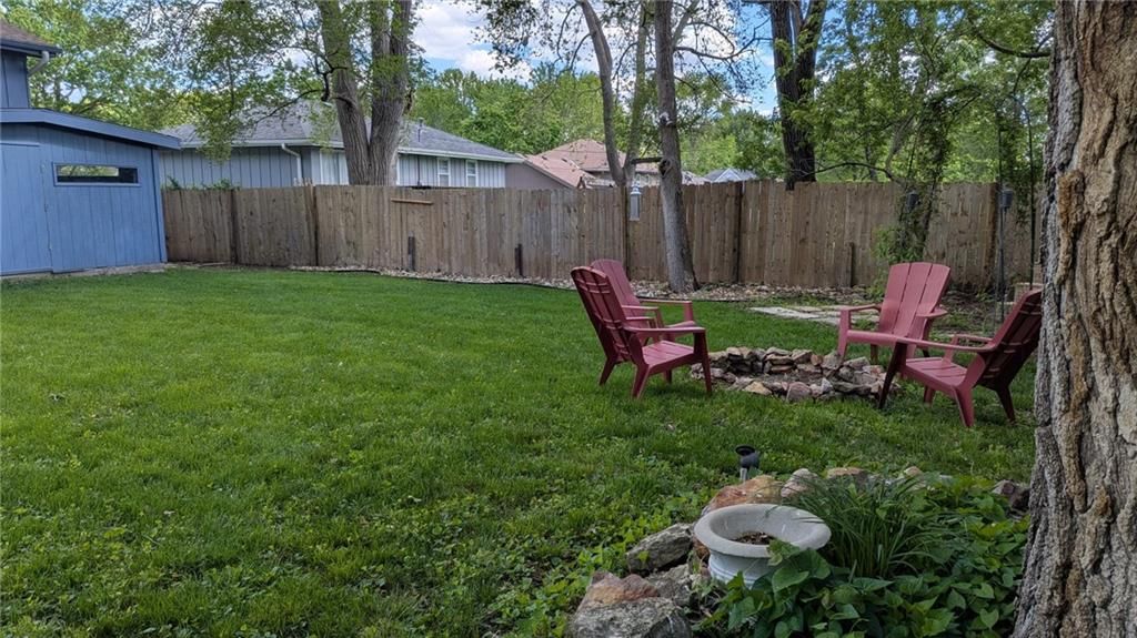 537 N Stevenson Street — photo 53