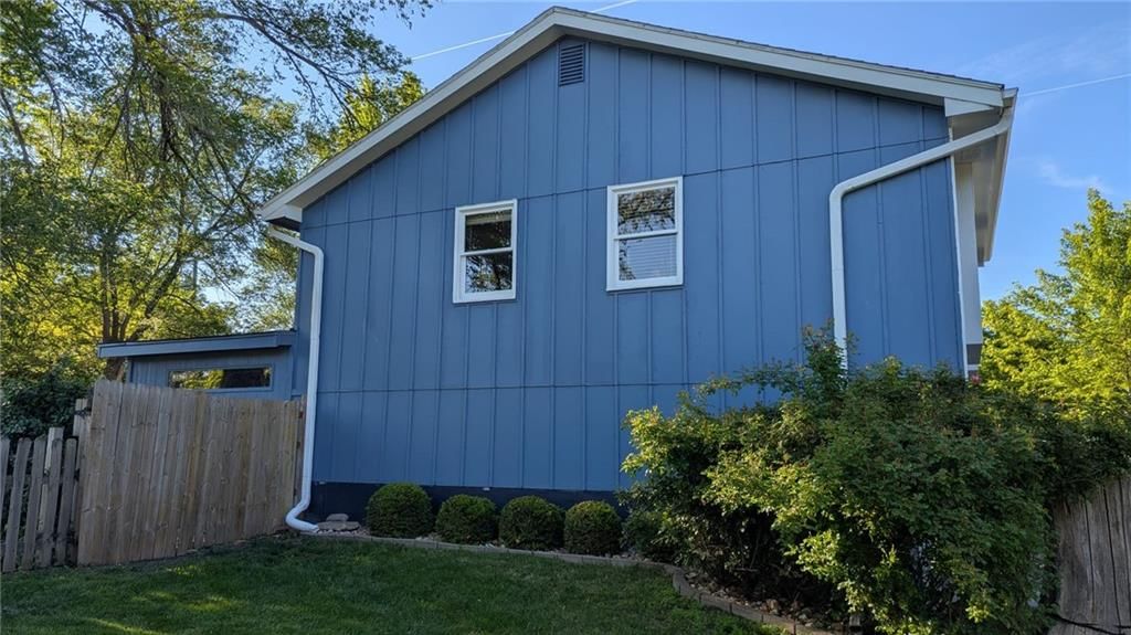 537 N Stevenson Street — photo 8