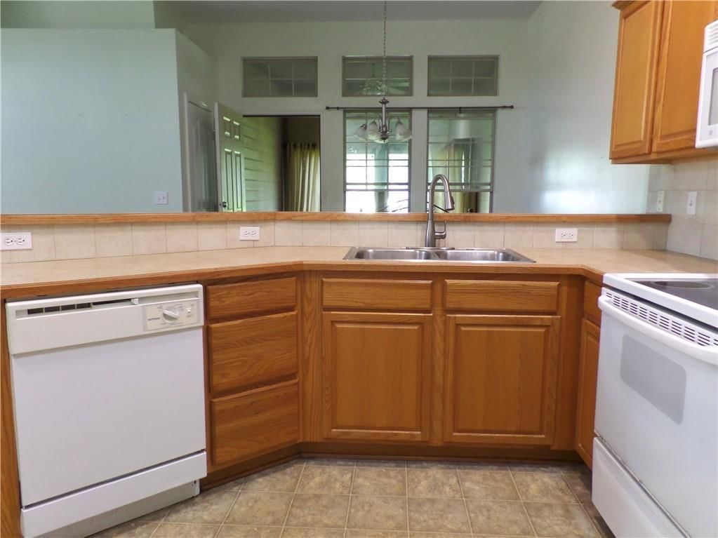 15561 S Annie Street — photo 12