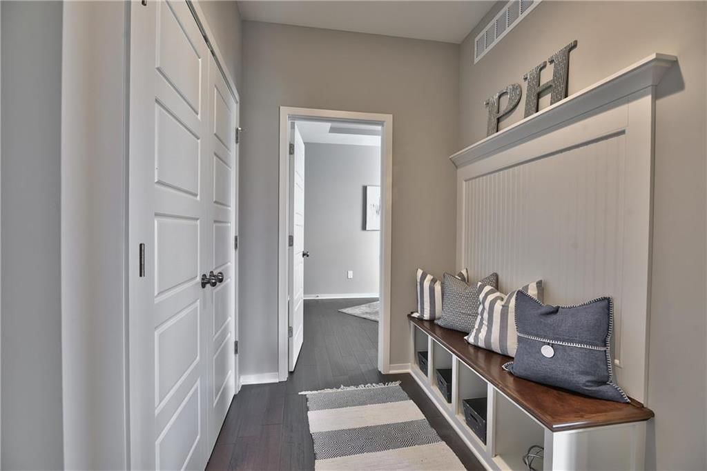 129 N Singletree Street — photo 28