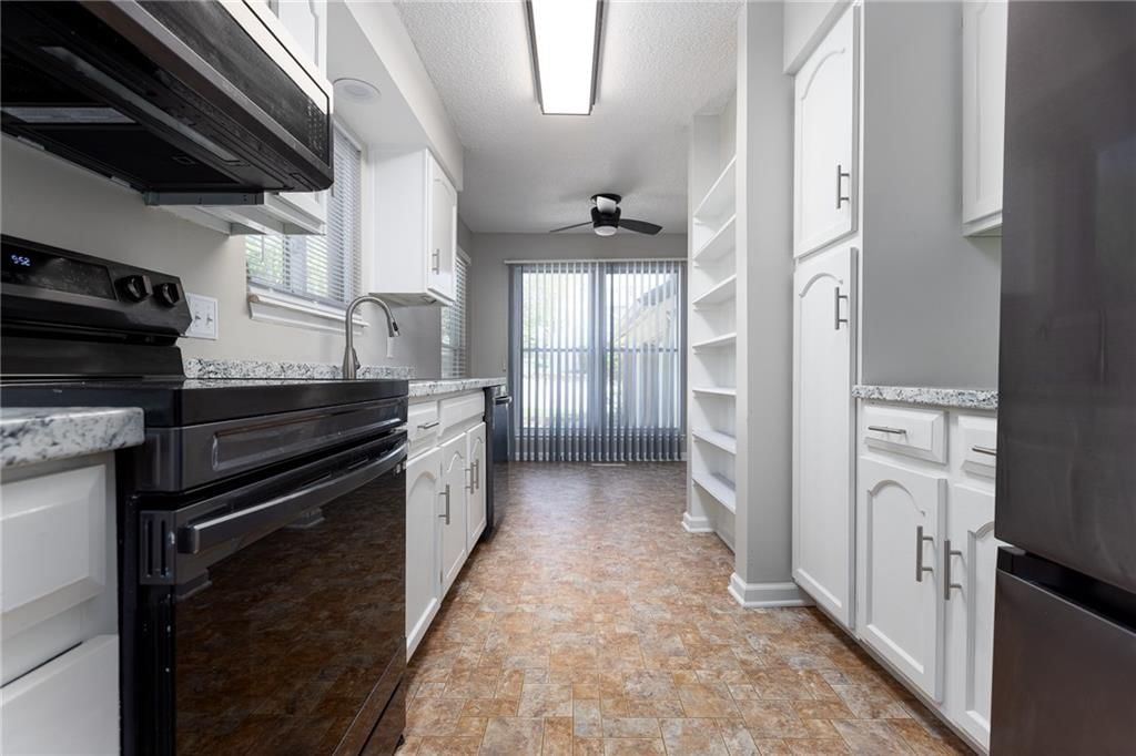 5769 N Anita Avenue — photo 11