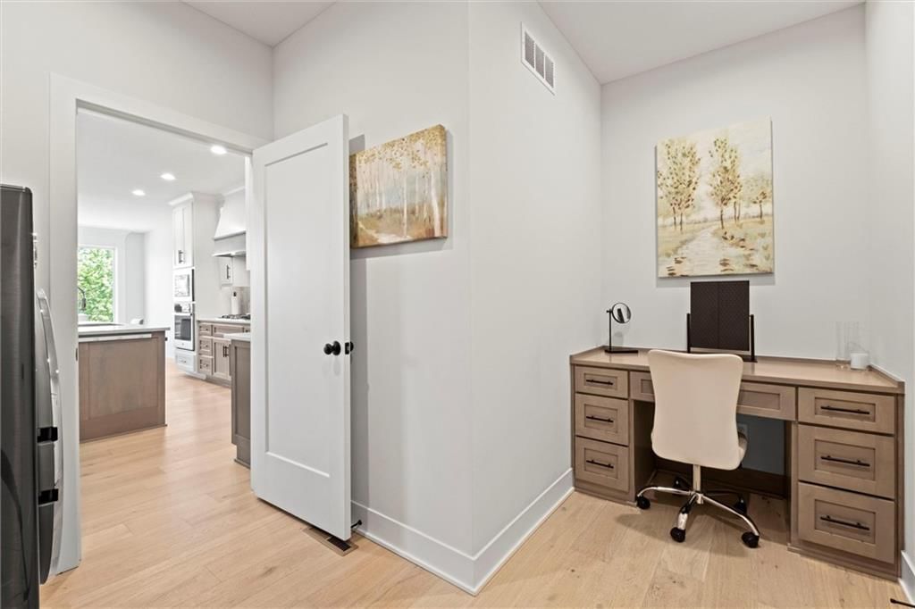 2625 SW Carlton Drive — photo 16