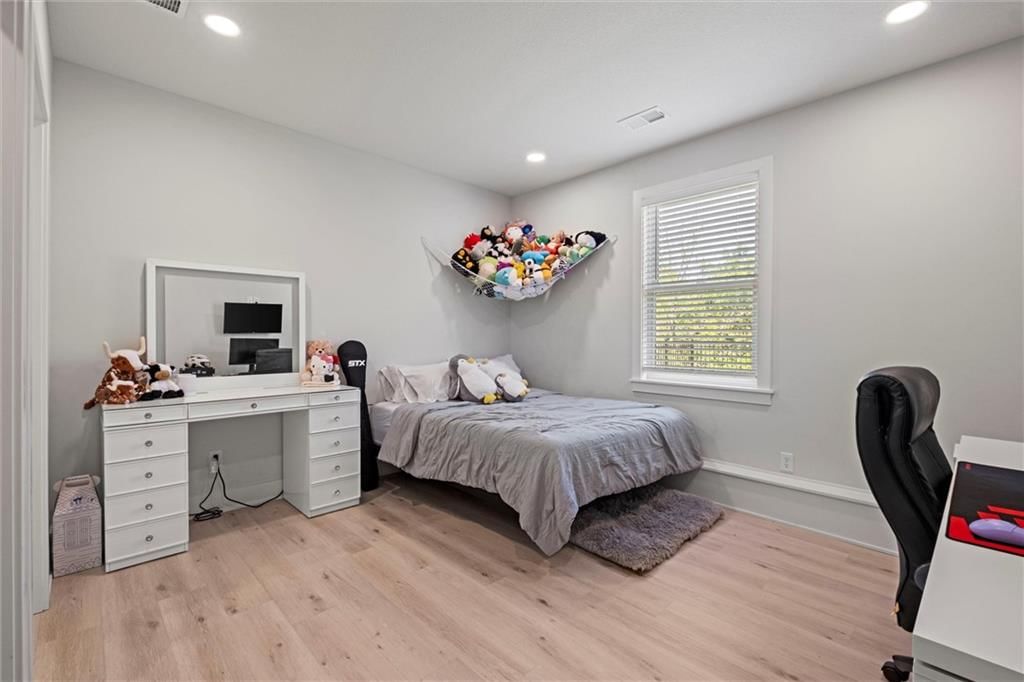 2625 SW Carlton Drive — photo 21
