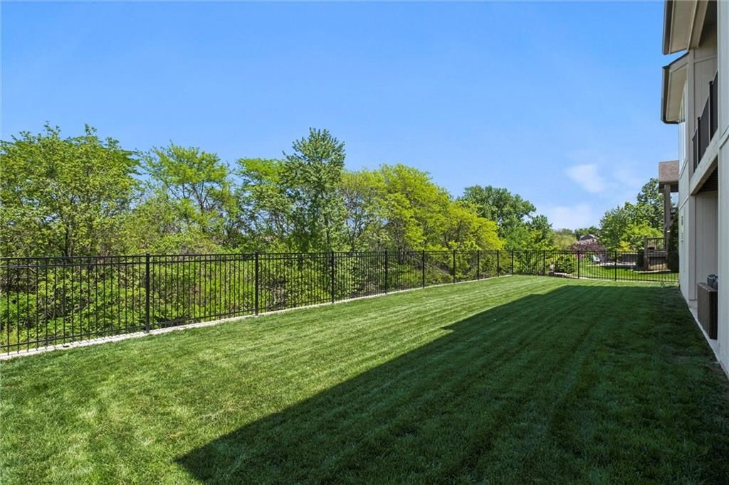 2625 SW Carlton Drive — photo 36