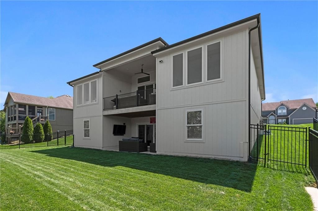 2625 SW Carlton Drive — photo 41