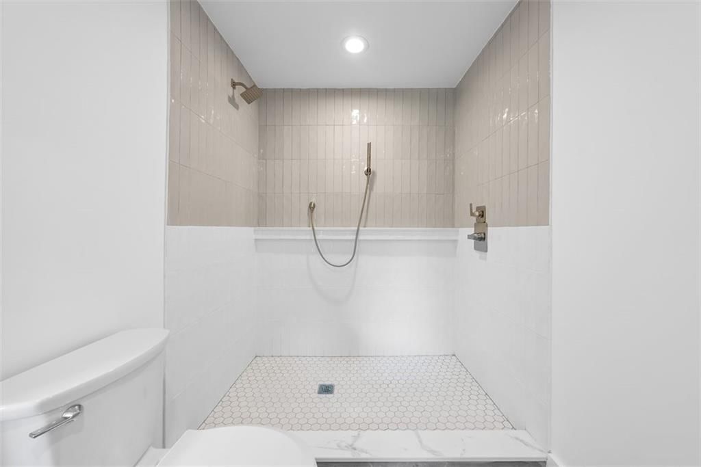 5935 Mcgee Street — photo 27