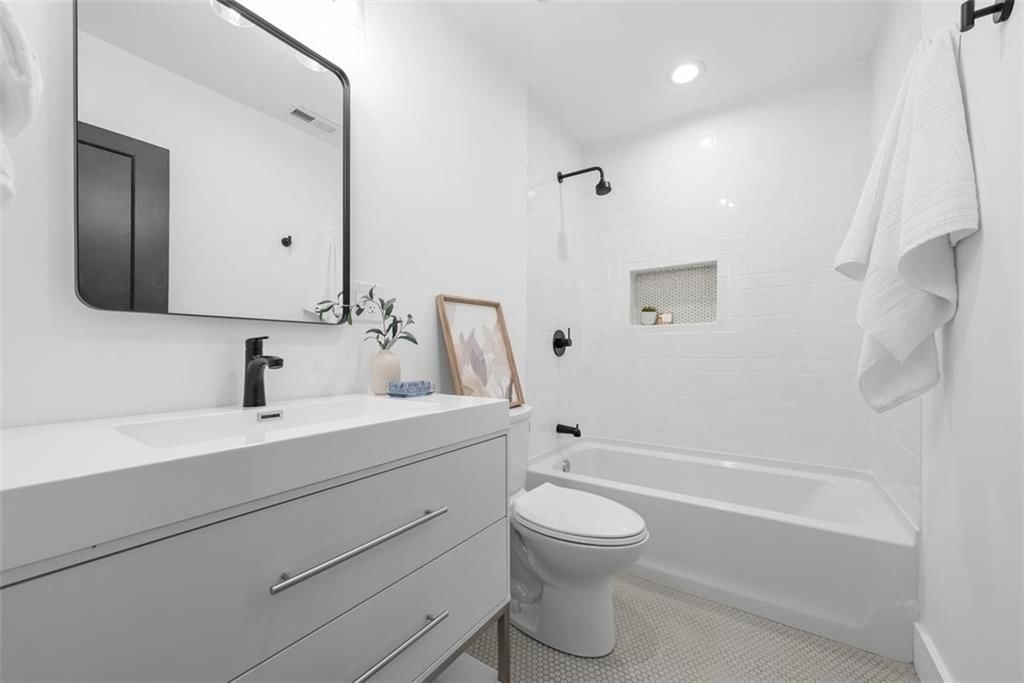 5935 Mcgee Street — photo 32