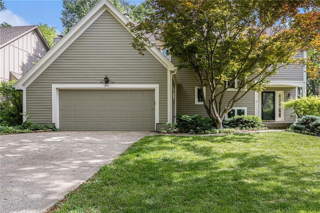 9113 W 115th Terrace, Overland Park, KS