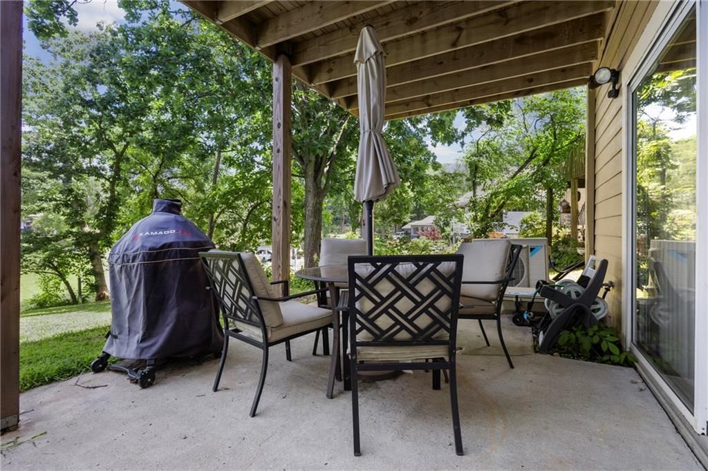14 Emerald Shore Drive — photo 33