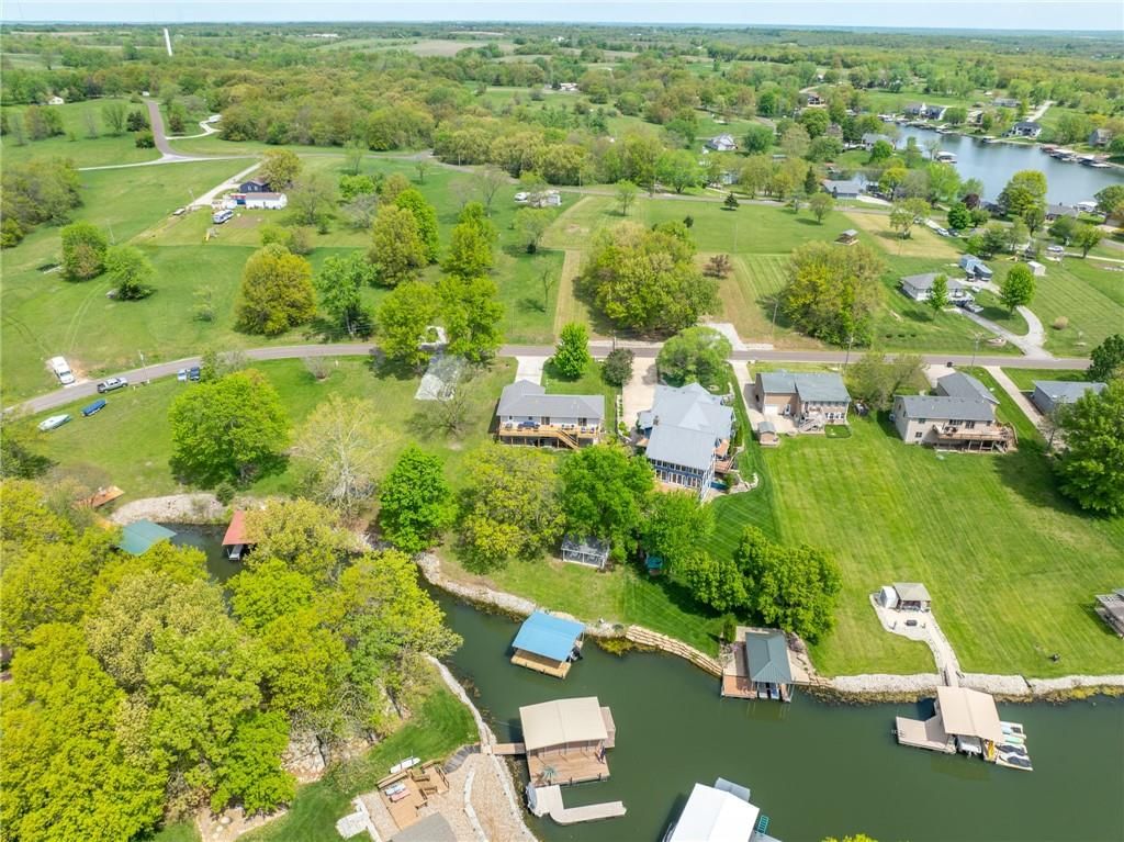 1718 Lake Viking Terrace — photo 48
