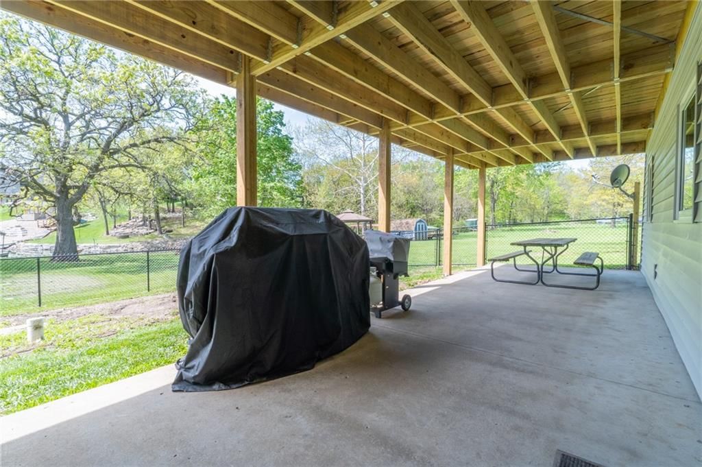 1718 Lake Viking Terrace — photo 49