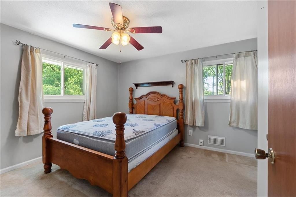 15513 Allen Avenue — photo 13
