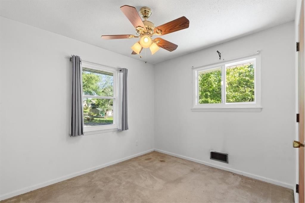 15513 Allen Avenue — photo 15