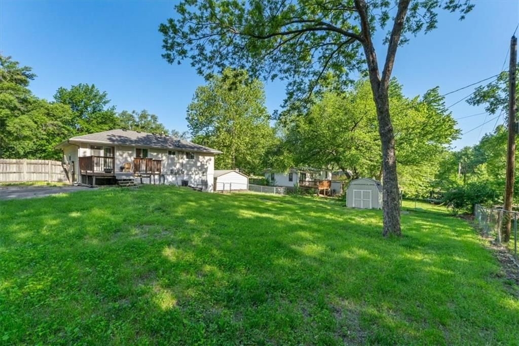 15513 Allen Avenue — photo 19