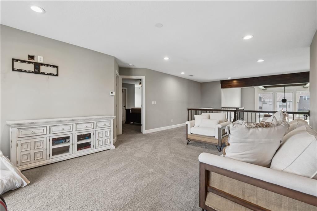 1321 NE Brandywine Road — photo 20