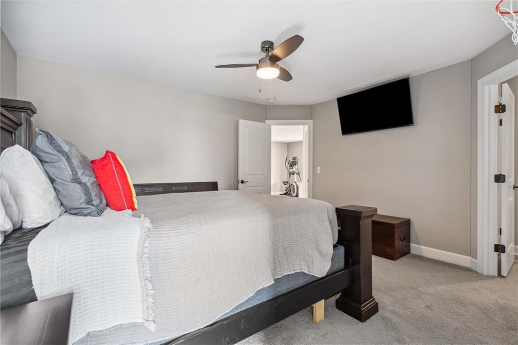 1321 NE Brandywine Road — photo 31