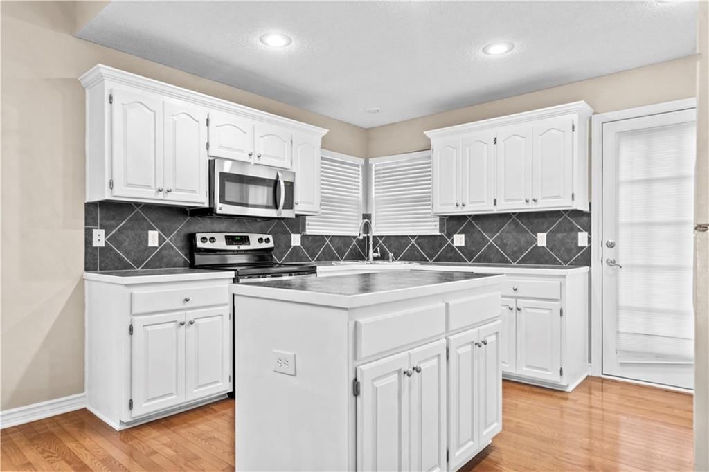 18461 W 157th Street — photo 13