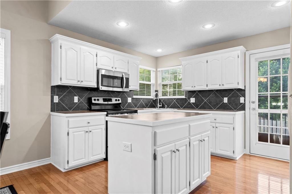 18461 W 157th Street — photo 15