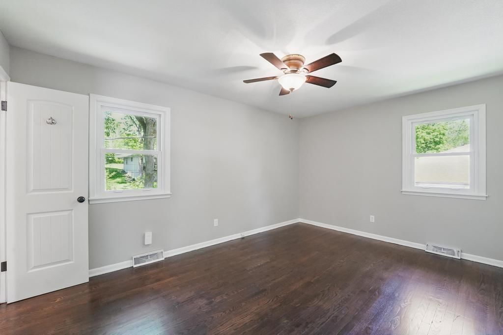 8020 YECKER Avenue — photo 12