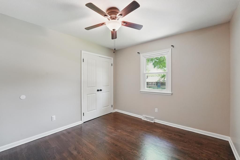 8020 YECKER Avenue — photo 16