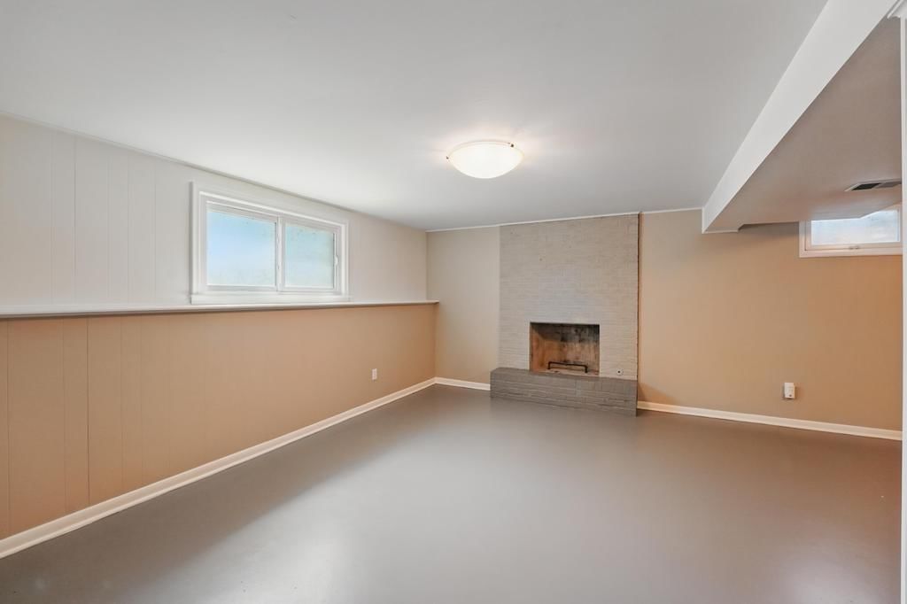 8020 YECKER Avenue — photo 21