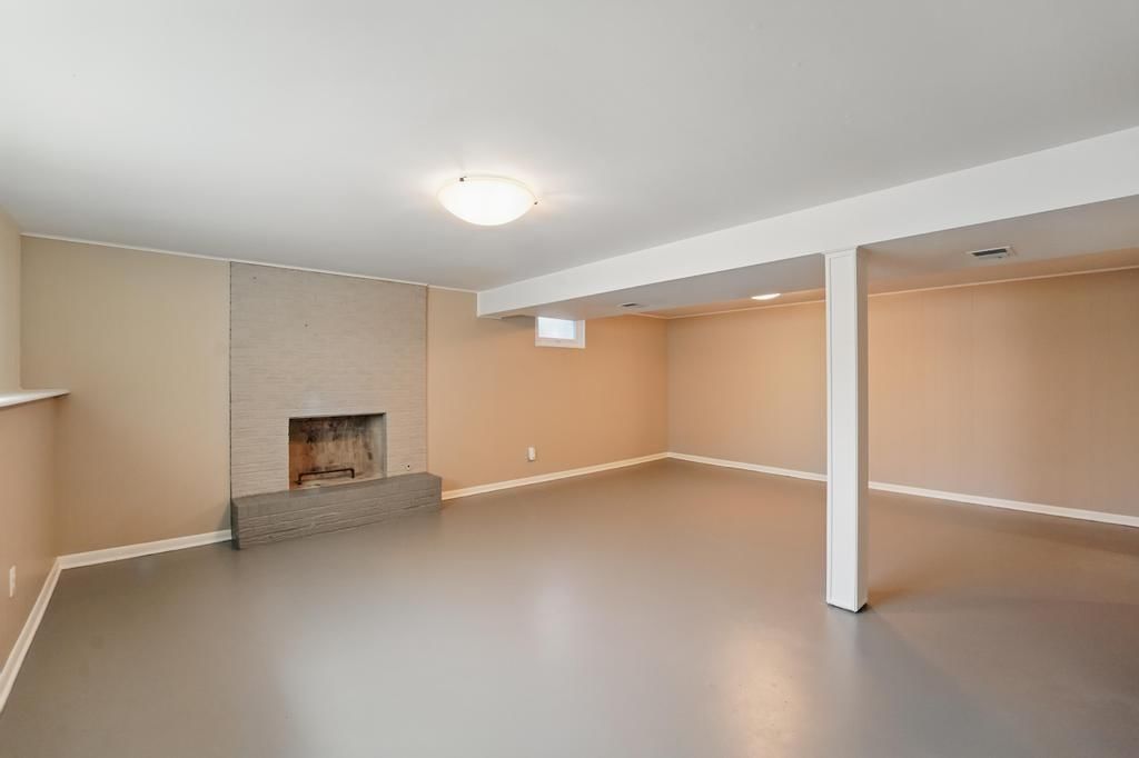 8020 YECKER Avenue — photo 22